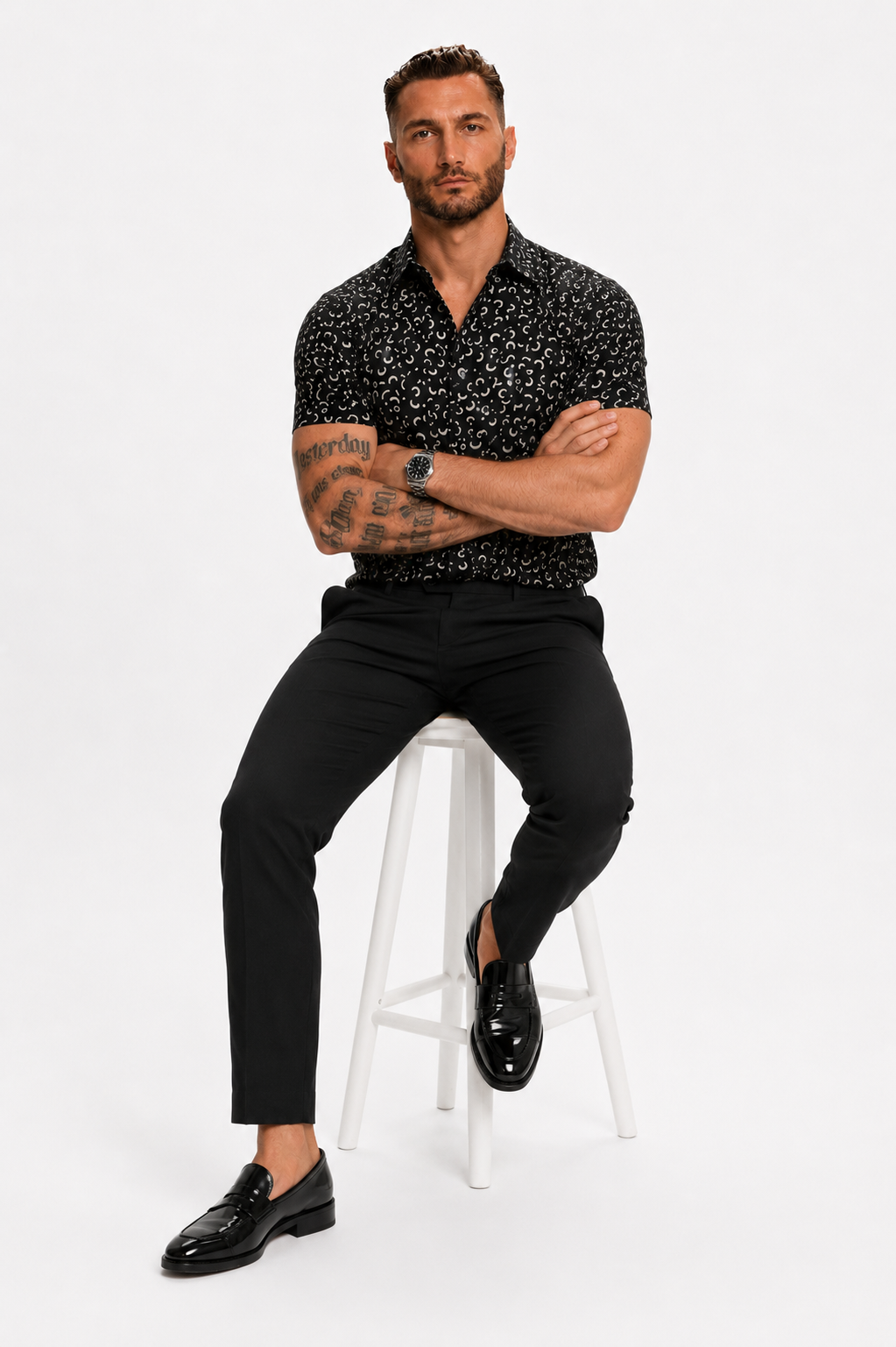 Black short-sleeved shirt with pattern